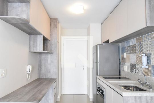 Cozinha de kitnet/studio para alugar com 1 quarto, 38m² em Brooklin Paulista, São Paulo