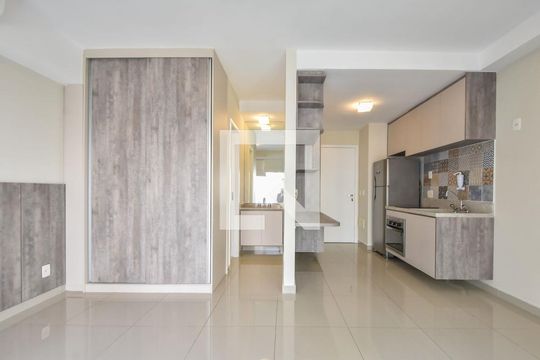 Sala de kitnet/studio para alugar com 1 quarto, 38m² em Brooklin Paulista, São Paulo