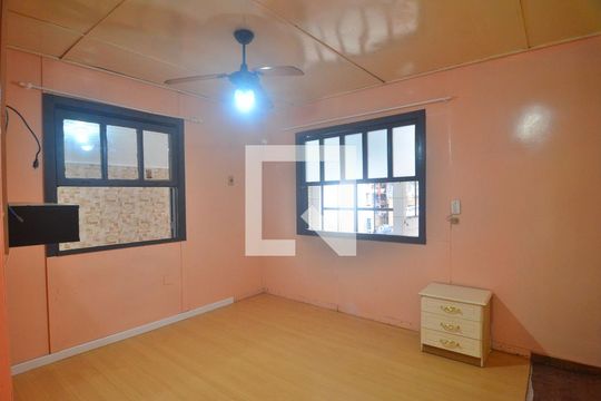 Suíte de casa à venda com 2 quartos, 60m² em Harmonia, Canoas