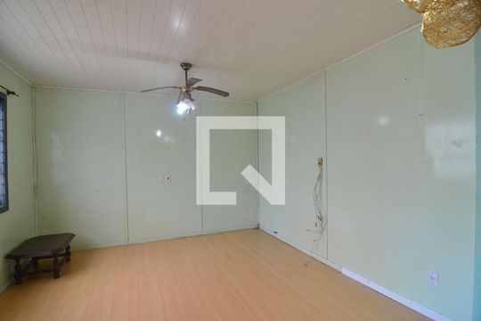 Casa à venda com 2 quartos, 60m² em Harmonia, Canoas