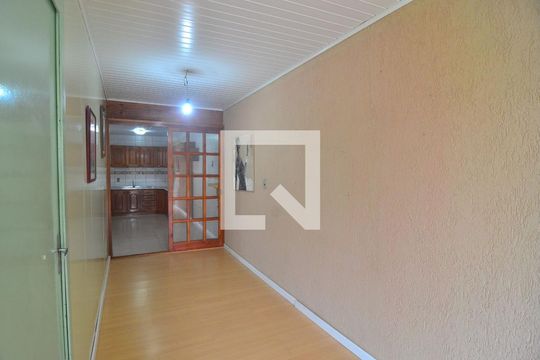 Sala de casa à venda com 2 quartos, 60m² em Harmonia, Canoas