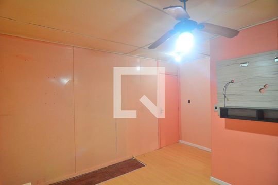 Suíte de casa à venda com 2 quartos, 60m² em Harmonia, Canoas