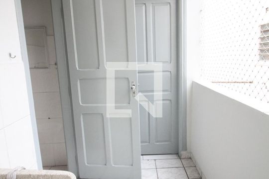 area de serviço de apartamento para alugar com 3 quartos, 80m² em Santana, São Paulo