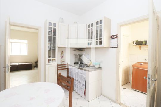 Cozinha de apartamento para alugar com 3 quartos, 80m² em Santana, São Paulo