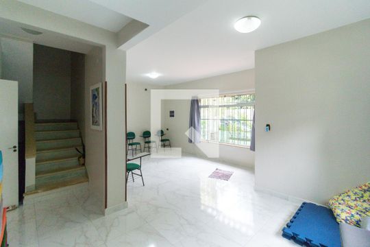 Casa para alugar com 3 quartos, 217m² em Vila Mariana, São Paulo