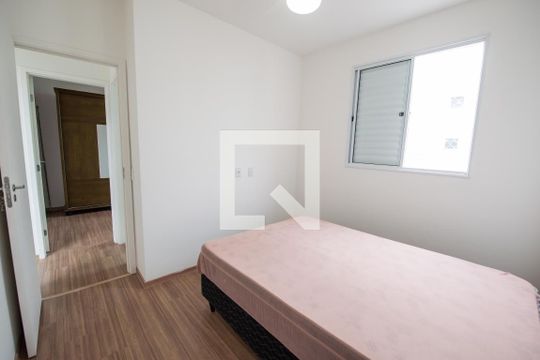 Quarto 2 de apartamento para alugar com 2 quartos, 44m² em Jardim dos Estados, Taubaté