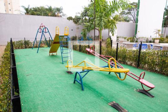 Área Comum - Playground de apartamento para alugar com 2 quartos, 44m² em Jardim dos Estados, Taubaté