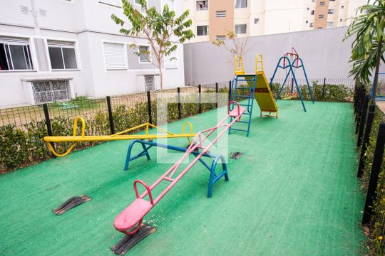 Área Comum - Playground de apartamento para alugar com 2 quartos, 44m² em Jardim dos Estados, Taubaté