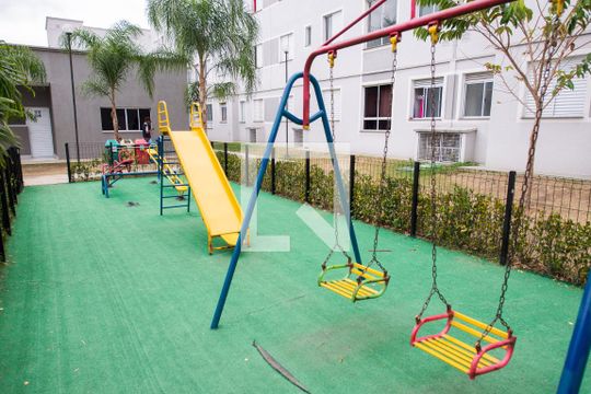 Área Comum - Playground de apartamento para alugar com 2 quartos, 44m² em Jardim dos Estados, Taubaté