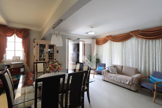 Sala de Jantar de casa à venda com 3 quartos, 660m² em Jardim Textil, São Paulo