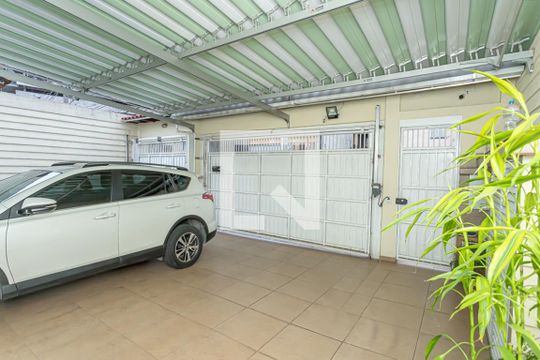 Garagem de casa para alugar com 3 quartos, 450m² em Vila Primavera, São Paulo