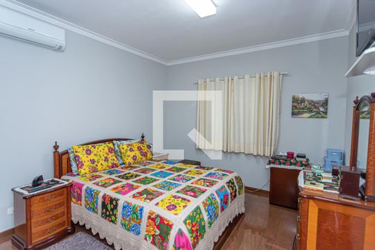 Suite 1 de casa para alugar com 3 quartos, 450m² em Vila Primavera, São Paulo