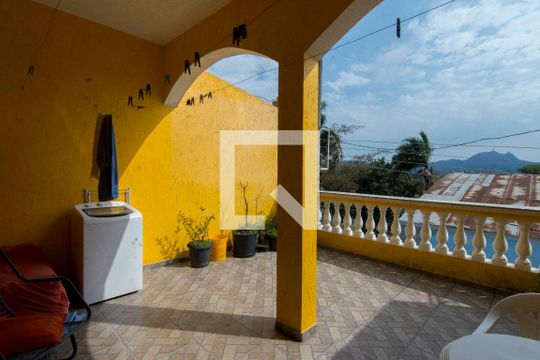 Sacada de casa para alugar com 3 quartos, 200m² em Vila dos Remedios, São Paulo