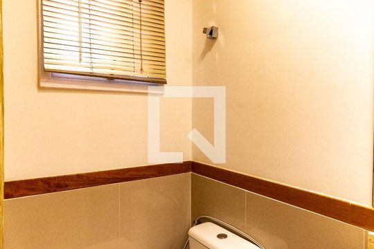 Lavabo de casa de condomínio à venda com 3 quartos, 140m² em Vila Brasílio Machado, São Paulo