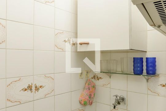 Cozinha de apartamento para alugar com 1 quarto, 60m² em Copacabana, Rio de Janeiro
