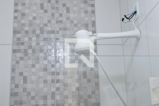 Chuveiro de casa à venda com 3 quartos, 200m² em Loteamento Claude de Barros Penteado (sousas), Campinas
