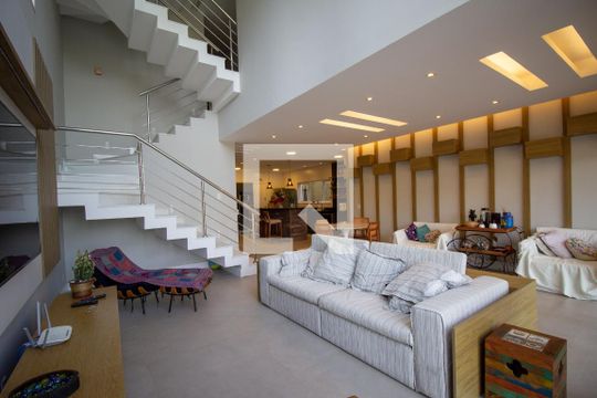 Casa de Condomínio para alugar com 4 quartos, 400m² em Vargem Pequena, Rio de Janeiro