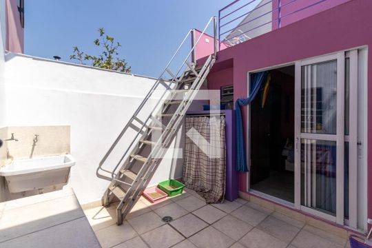 Quintal de casa para alugar com 3 quartos, 90m² em Vila da Saúde, São Paulo