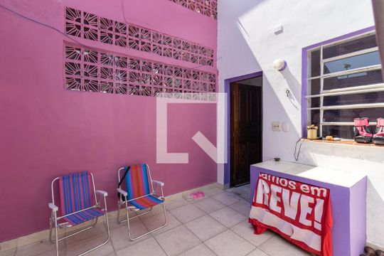 Quintal de casa para alugar com 3 quartos, 90m² em Vila da Saúde, São Paulo