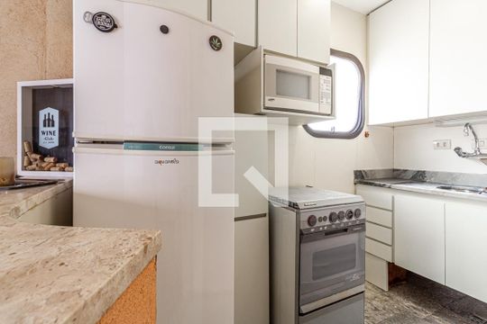 Cozinha de apartamento à venda com 1 quarto, 72m² em Itaim Bibi, São Paulo
