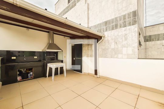 Churrasqueira privativo de apartamento para alugar com 3 quartos, 184m² em Jardim Las Palmas, Guarujá