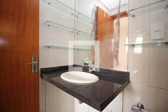 Banheiro da Suíte de apartamento para alugar com 3 quartos, 72m² em Norte (águas Claras), Brasília