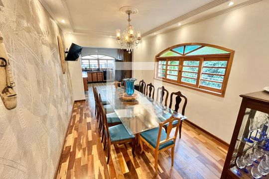 Sala de casa à venda com 3 quartos, 350m² em Parada Inglesa, São Paulo
