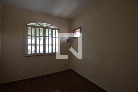 Quarto 1 de apartamento para alugar com 2 quartos, 85m² em Olaria, Rio de Janeiro