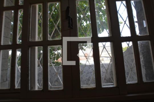 Vista do Quarto 1 de apartamento para alugar com 2 quartos, 85m² em Olaria, Rio de Janeiro