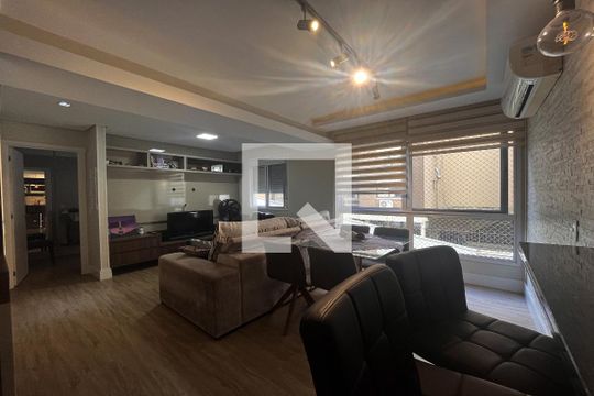 Sala de apartamento à venda com 3 quartos, 75m² em Santana, Porto Alegre