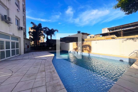 Área comum - Piscina de apartamento à venda com 3 quartos, 75m² em Santana, Porto Alegre