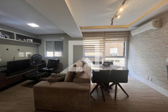 Sala de apartamento à venda com 3 quartos, 75m² em Santana, Porto Alegre