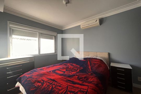 Suíte de apartamento à venda com 3 quartos, 75m² em Santana, Porto Alegre