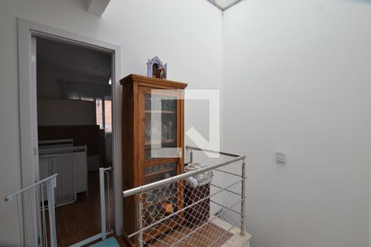 Hall de casa de condomínio para alugar com 2 quartos, 84m² em Tristeza, Porto Alegre