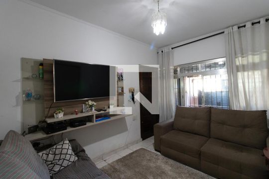 Casa à venda com 3 quartos, 130m² em Vila Gustavo, São Paulo