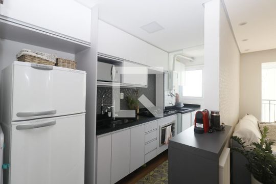 Cozinha de apartamento para alugar com 2 quartos, 52m² em Vila da Saúde, São Paulo