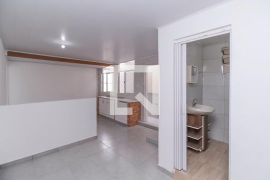 Sala de casa para alugar com 2 quartos, 60m² em Vila Sapopemba, São Paulo
