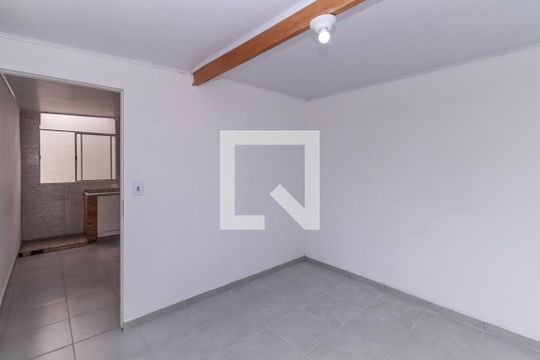 Quarto 1 de casa para alugar com 2 quartos, 60m² em Vila Sapopemba, São Paulo