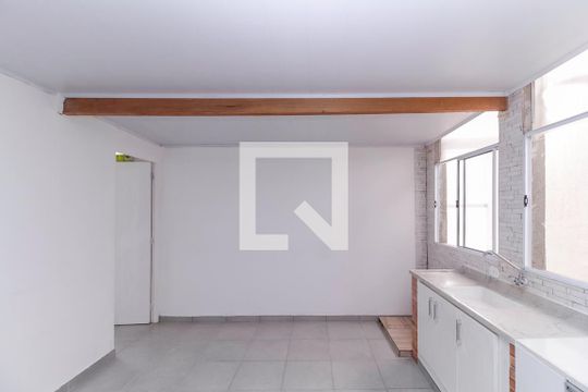 Cozinha de casa para alugar com 2 quartos, 60m² em Vila Sapopemba, São Paulo