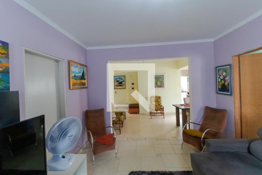 Salas de casa à venda com 6 quartos, 320m² em Vila Manoel Ferreira, Campinas