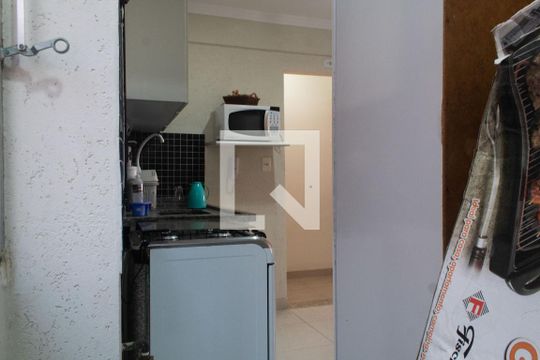 Área de Serviço de apartamento para alugar com 3 quartos, 190m² em Balneario Cidade Atlantica, Guarujá