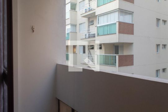 Sacada de apartamento para alugar com 3 quartos, 190m² em Balneario Cidade Atlantica, Guarujá