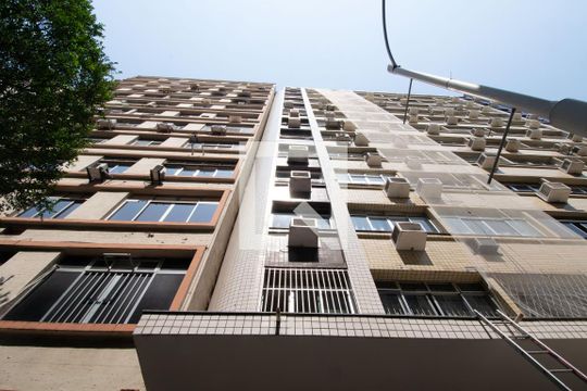 Fachada de kitnet/studio para alugar com 1 quarto, 35m² em Copacabana, Rio de Janeiro