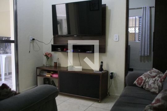 Casa para alugar com 2 quartos, 100m² em Cidade Nova São Miguel, São Paulo