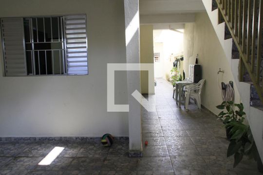 Garagem de casa para alugar com 2 quartos, 100m² em Cidade Nova São Miguel, São Paulo