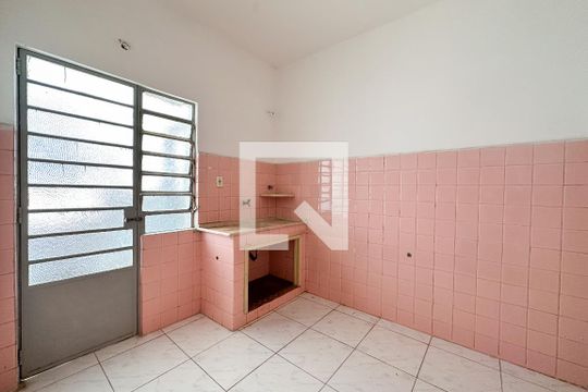Cozinha de apartamento para alugar com 2 quartos, 82m² em Bom Retiro, São Paulo