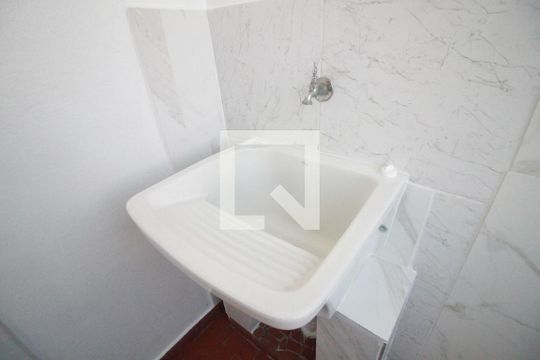 area de serviço de apartamento para alugar com 2 quartos, 70m² em Santana, São Paulo