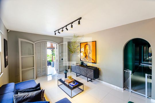 Casa à venda com 4 quartos, 414m² em São Francisco, Niterói