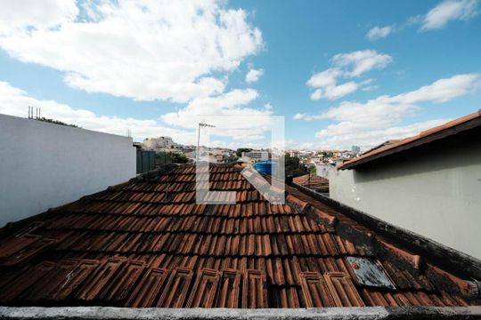 Sala/Cozinha de casa para alugar com 1 quarto, 40m² em Vila Dalila, São Paulo