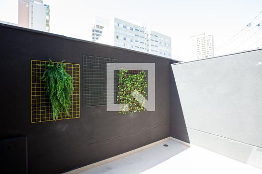 varanda de kitnet/studio para alugar com 1 quarto, 48m² em Perdizes, São Paulo